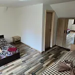 De Inchiriat Lucky House * Braşov