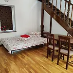 Daire De Inchiriat Lucky House