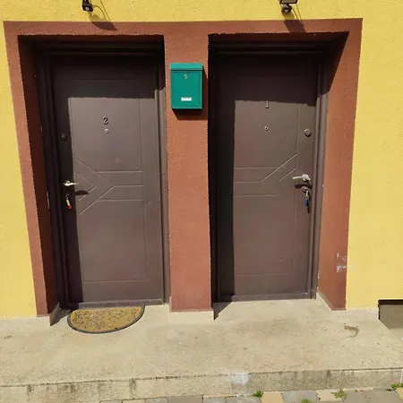 De Inchiriat Lucky House Apartment