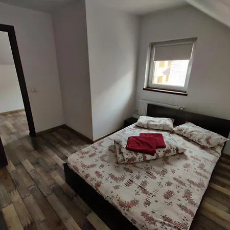 Apartment De Inchiriat Lucky House