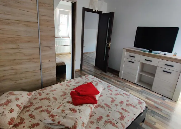 De Inchiriat Lucky House *